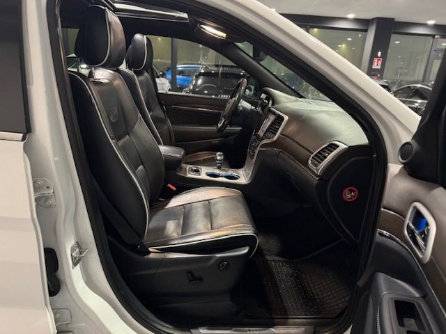 JEEP Grand Cherokee usata, con Lettore CD