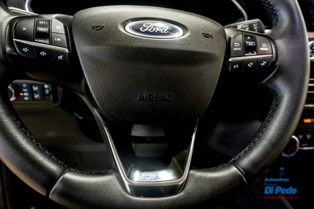FORD Kuga usata, con Sistema di navigazione