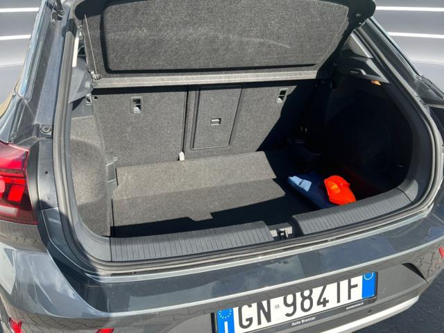 VOLKSWAGEN T-Roc usata, con Controllo automatico clima