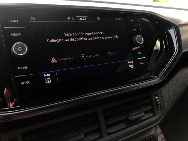 VOLKSWAGEN T-Cross usata, con Touch screen