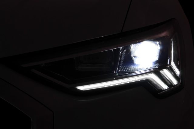 AUDI Q3 usata 11
