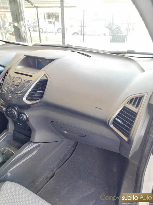 FORD EcoSport usata 25