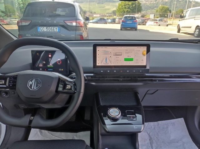 MG MG4 usata, con Bluetooth
