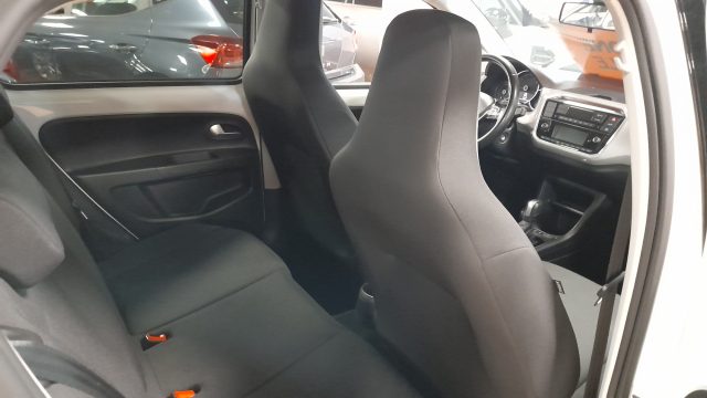 VOLKSWAGEN e-up! usata, con Climatizzatore