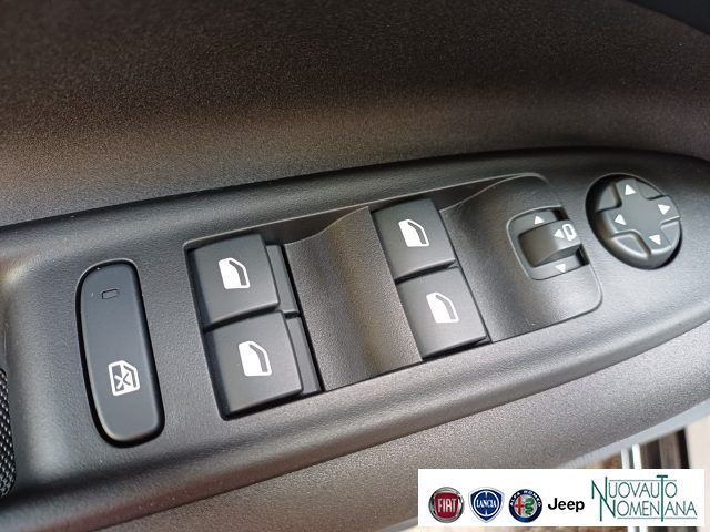 ALFA ROMEO Junior usata, con USB