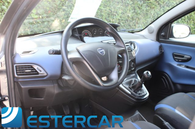 LANCIA Ypsilon usata, con Airbag laterali