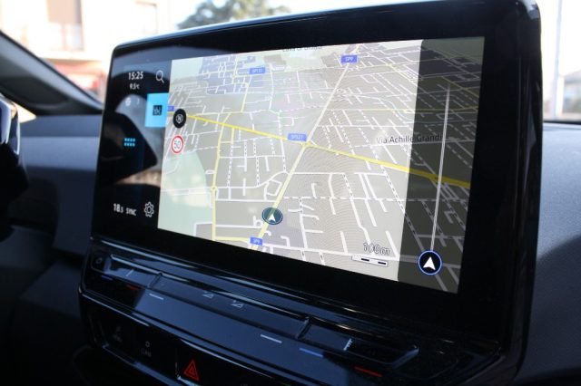 VOLKSWAGEN ID.3 usata, con Bracciolo