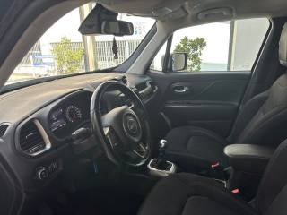 JEEP Renegade usata, con USB