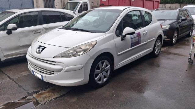 PEUGEOT 207 usata, con ABS
