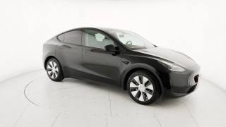 TESLA Model Y usata, con Sedile posteriore sdoppiato