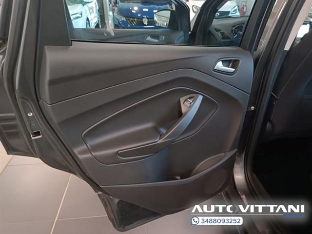 FORD Kuga usata, con Sedili sportivi