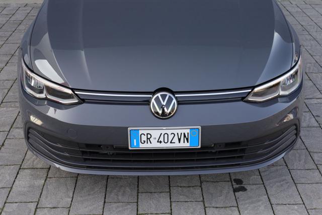 VOLKSWAGEN Golf Variant usata, con Controllo elettronico della corsia