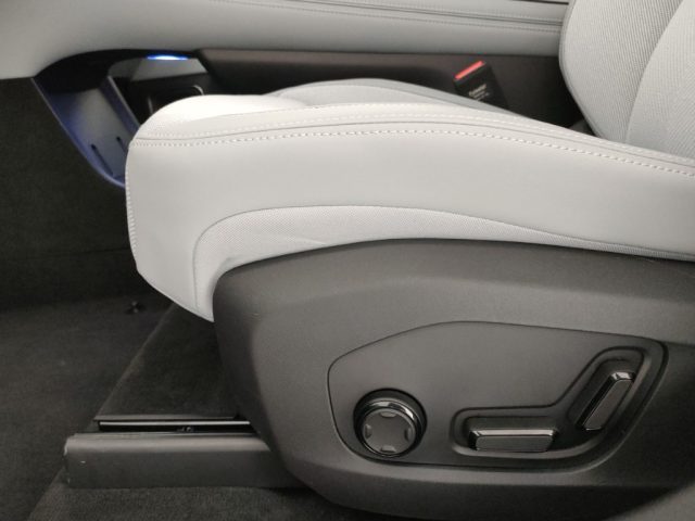 POLESTAR Polestar 4 usata, con Luci diurne LED