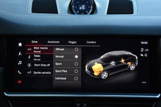 PORSCHE Cayenne usata, con Leve al volante