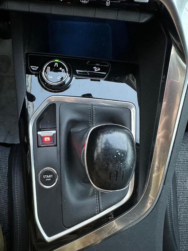 PEUGEOT 3008 usata, con Cruise Control