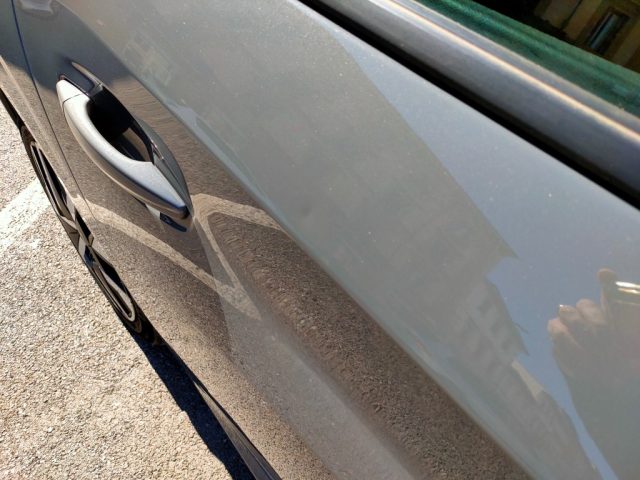 PEUGEOT 208 usata, con Sensori di parcheggio posteriori