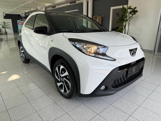 TOYOTA Aygo X usata, con Airbag laterali