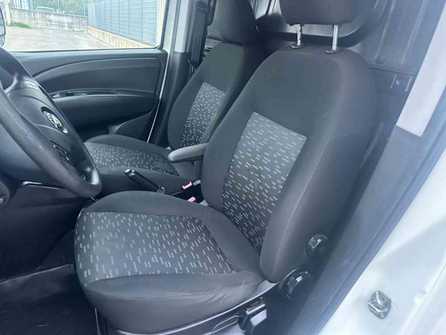 OPEL Combo usata, con Immobilizzatore elettronico