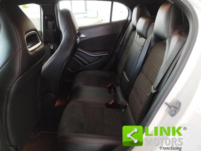 MERCEDES-BENZ GLA 200 usata, con Sedile posteriore sdoppiato