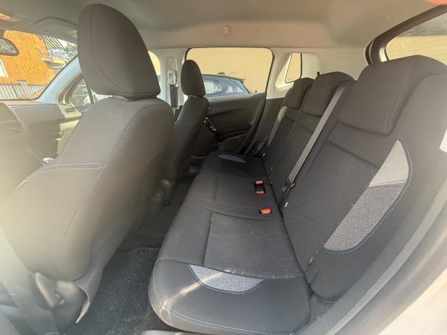 PEUGEOT 2008 usata, con Controllo trazione