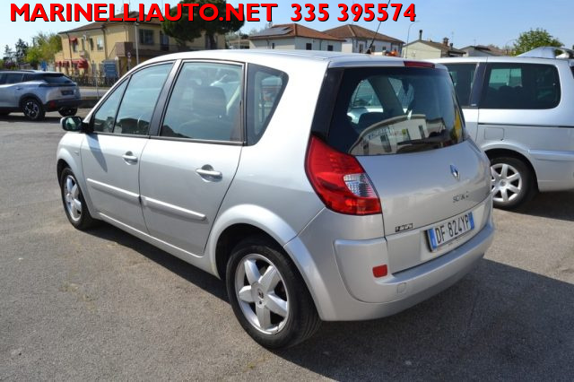 RENAULT Scenic usata 24