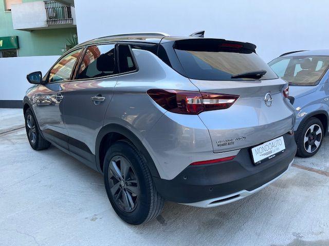 OPEL Grandland X usata, con Autoradio