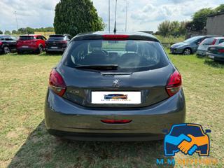 PEUGEOT 208 usata, con Autoradio