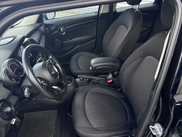 MINI Cooper D usata, con Touch screen