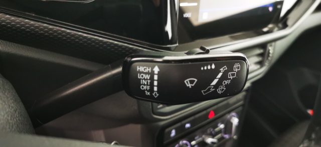 VOLKSWAGEN T-Cross usata 60