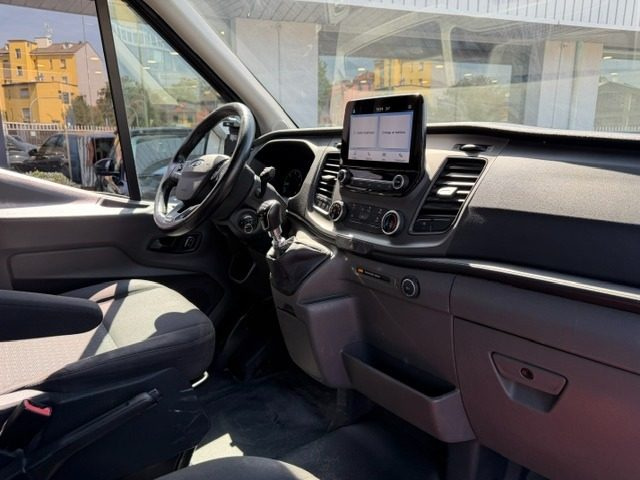 FORD Transit usata, con USB