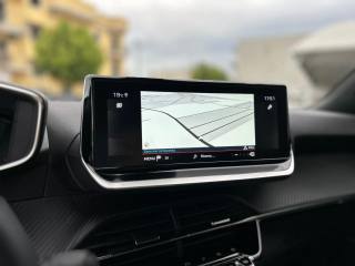PEUGEOT 2008 usata, con Climatizzatore