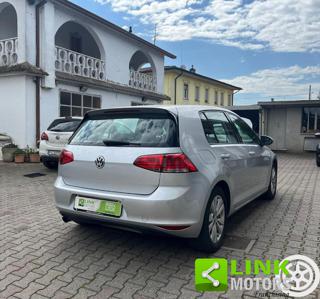 VOLKSWAGEN Golf usata, con Autoradio