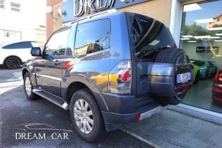 MITSUBISHI Pajero usata, con Airbag laterali