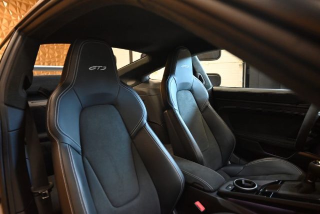 PORSCHE 992 usata 99
