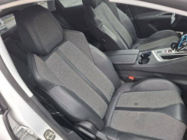 PEUGEOT 3008 usata, con Pneumatici da neve