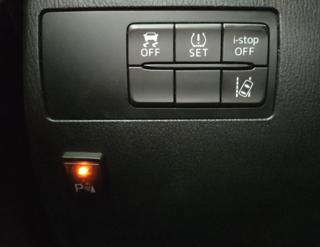 MAZDA 2 usata, con Controllo automatico clima