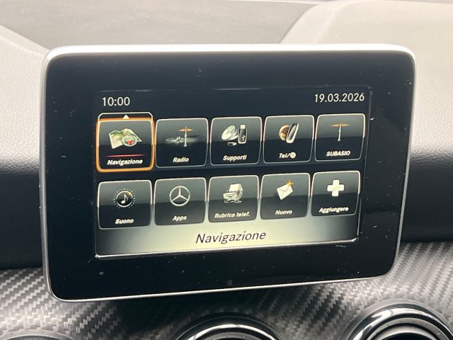 MERCEDES-BENZ GLA 180 usata, con Interni in pelle