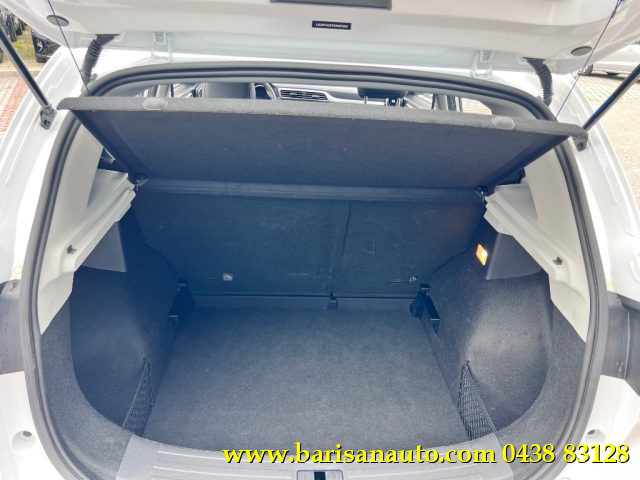 MG ZS usata, con Boardcomputer