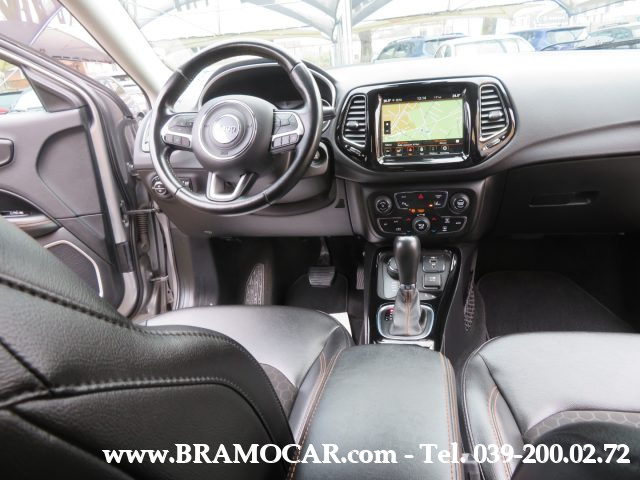 JEEP Compass usata, con Autoradio digitale
