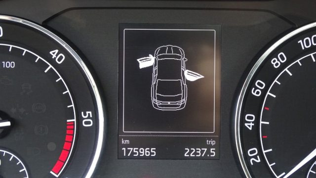 SKODA Superb usata, con Servosterzo