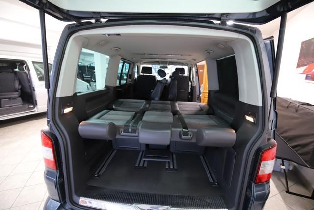 VOLKSWAGEN Multivan usata, con Airbag