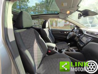 NISSAN Qashqai usata, con Controllo automatico clima
