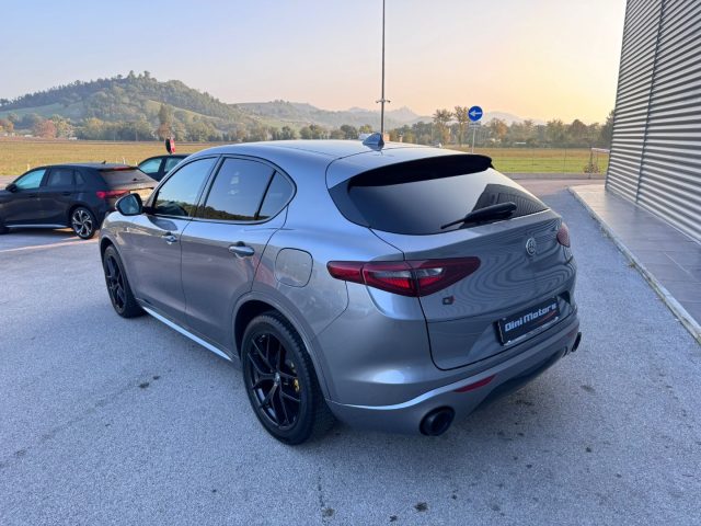 ALFA ROMEO Stelvio usata, con Autoradio