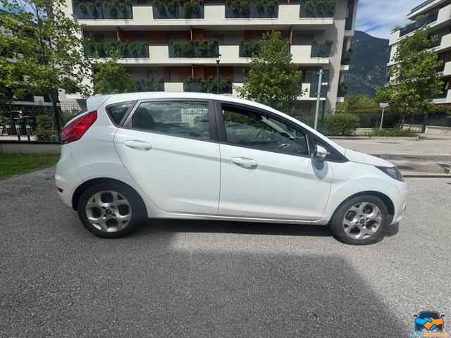 FORD Fiesta usata, con Chiusura centralizzata