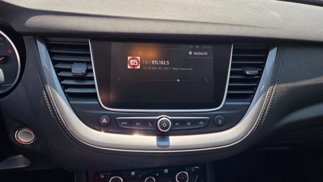 OPEL Grandland X usata, con Sensori di parcheggio posteriori