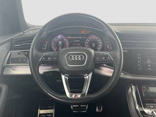 AUDI Q8 usata 11