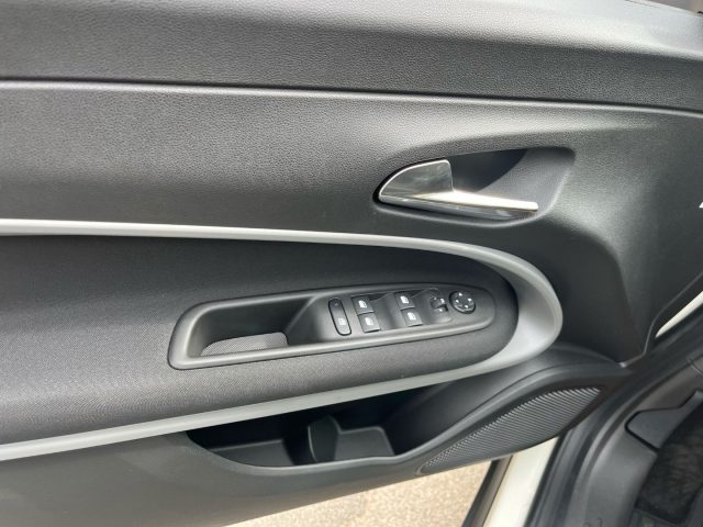 JEEP Avenger usata, con Chiusura centralizzata
