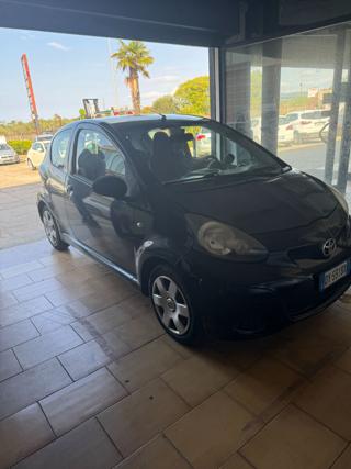 TOYOTA Aygo usata, con Airbag