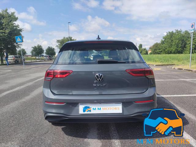 VOLKSWAGEN Golf usata, con Autoradio
