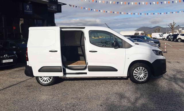 PEUGEOT Partner usata, con Specchietti laterali elettrici
